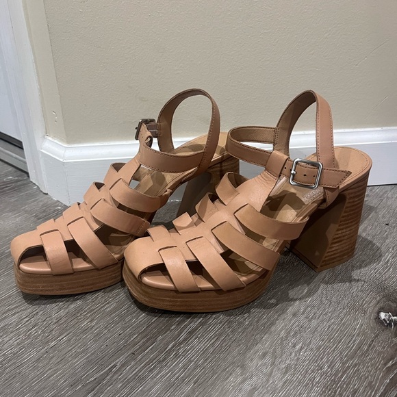 Crown Vintage Farlie Sandal - Picture 4 of 7